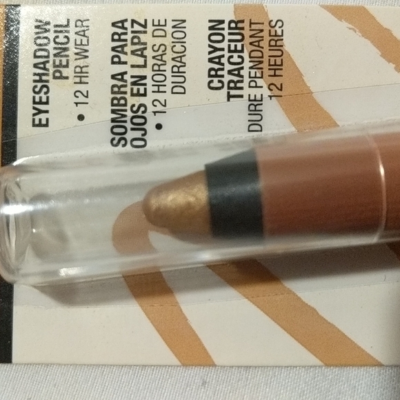 NWT Eyeshadow Pencil - Picture 2 of 4